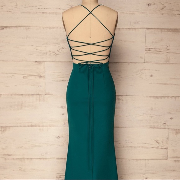 Beautiful Teal Night Gown - Picture 6 of 8